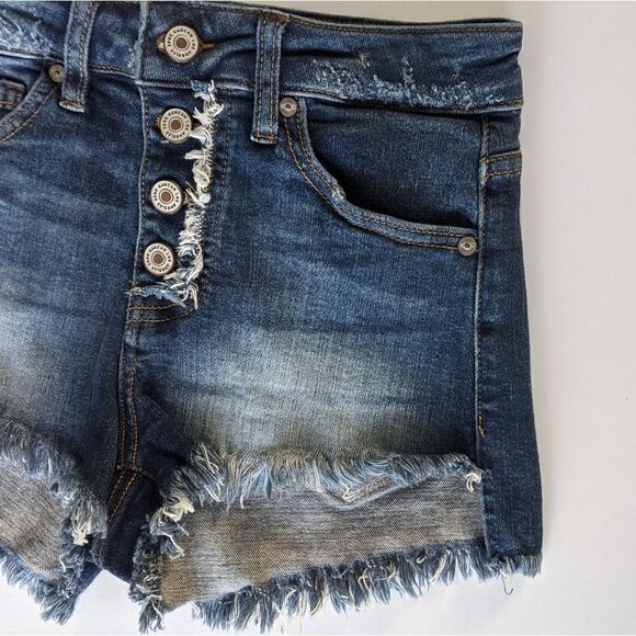 KanCan High-rise Button Fly Frayed Hem Shorts - XS - Picture 6 of 13